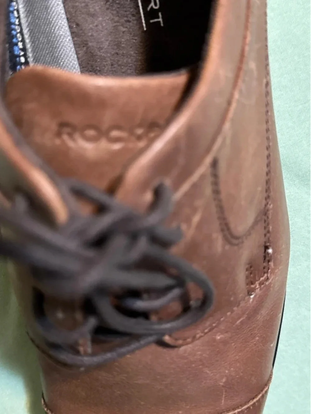 Men’s Rockport dress shoes size 9.5 brown